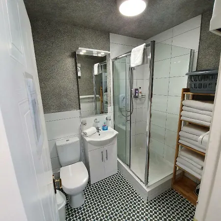 Family Apartment *